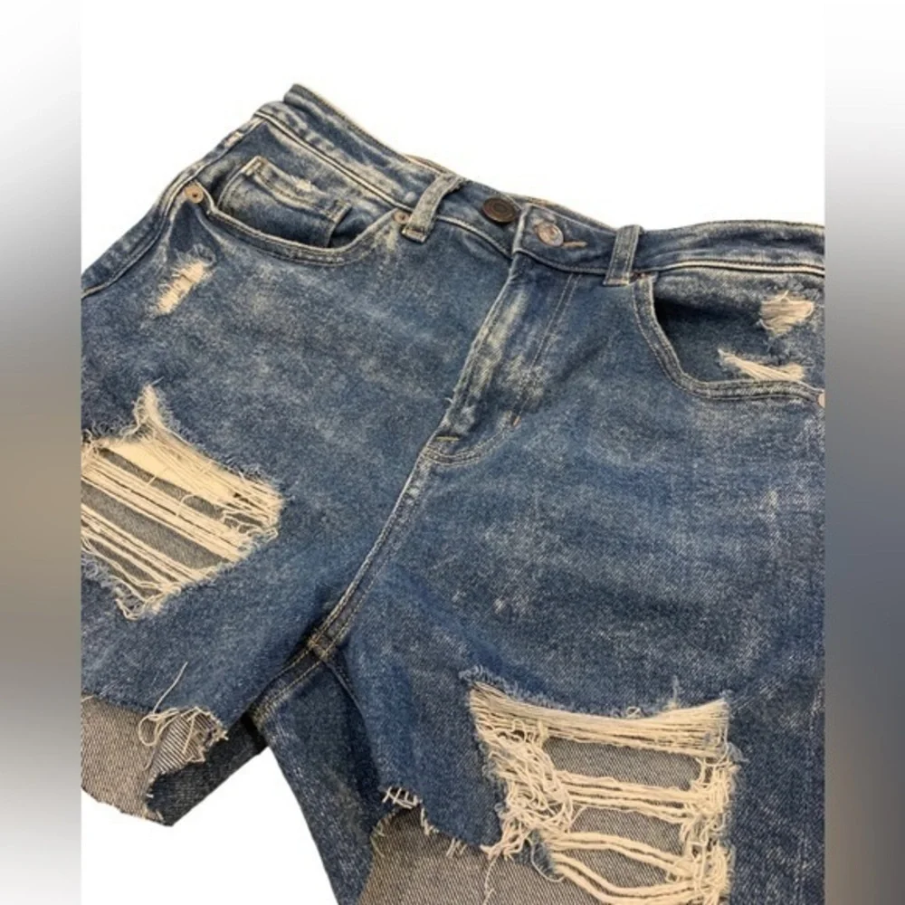 American Eagle Stretch‎ Distressed Mom Short Womens Size 4